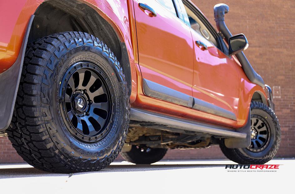 HOLDEN COLORADO TACTIC MATTE BLACK